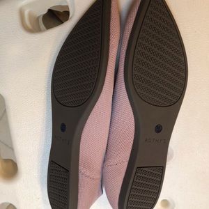 Rothys Pink point toe size 8